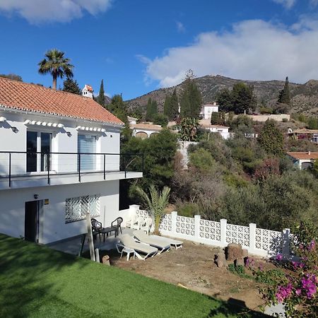 Planta Independiente En Villa Primavera Міхас Екстер'єр фото